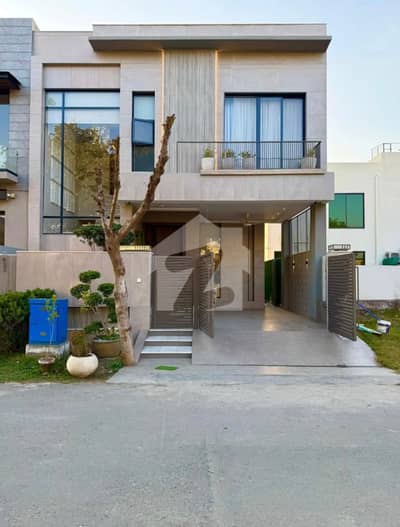 DHA 9 TOWN D BLOCK HOUSE FOR RENT 5 MARLA FULLY FURNISHED
