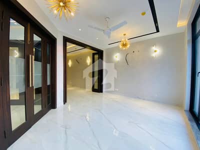 Dha Phase 7 10 Marla House For Sale