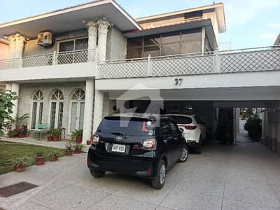 G-11/4 One kanal 3'bed Upper Portion for Rent