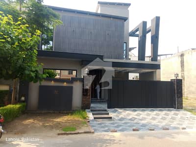 10 Marla House For Sale In Paragon City Lahore