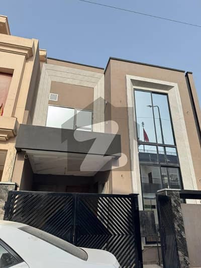 5 Marla Brand New Modern Design Lavish House For Sale In Tulip Overseas Block Park View City Lahore | For Discounted Price And Original Pictures Download The App "Signature Lands".