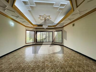 F-11 Abu Dude Tower 2 Bed Ddd Tv Lounge And Attached Servant Quarter Brand New Ac Instal More Details Contact Details M Naqib Rehman