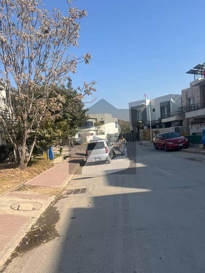 10 Marla Residential Plot for Sale in Overseas Sector, Bahria Town Phase 8