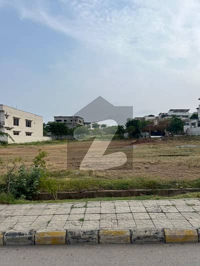 1 Kanal Plot For Sale in DHA 3 Islamabad