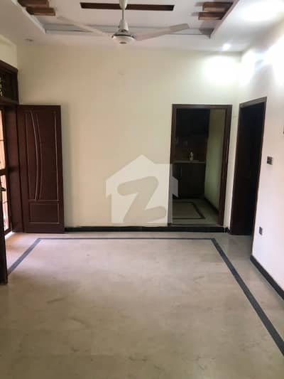 A Upper Portion At Affordable Price Awaits You