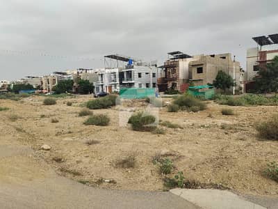 120 Square Yards Prime Location Plot Available For Sale
