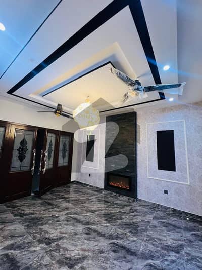 10 Marla Modern House is up for sale