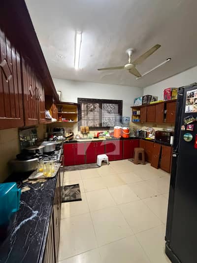 Stunning 500 Yards Upper Portion Is Available For Rent