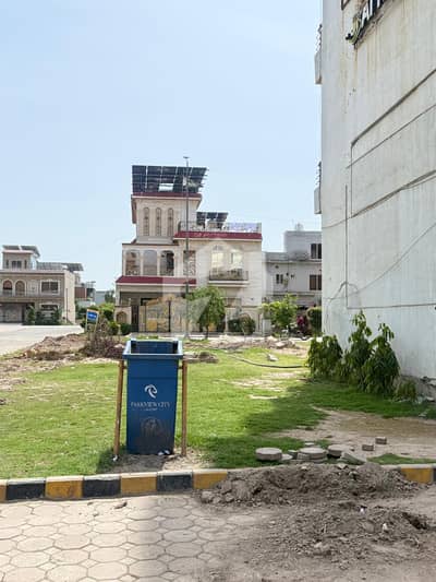 On Excellent Location Park View City - Diamond Block Residential Plot Sized 5 Marla For sale On Excellent Location Park View City - Diamond Block Residential Plot Sized 5 Marla For sale