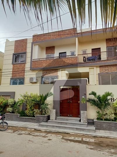 Apartment For Sale Bath Island Clifton 2250 Sqft 3 Bedroom Drawing Dining Powder Washroom Servant Quarter Parking 4 Years Old Building Small Complex Ground+1 Project Only 4 Flats In Project Prime Location Near To 3 Shadow