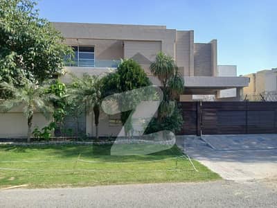 One Kanal Slightly Used Ultra Modern Designer Owner Build Bungalow For Sale At Prime Location Of DHA Lahore Near To Park Masjid & Commercial Market