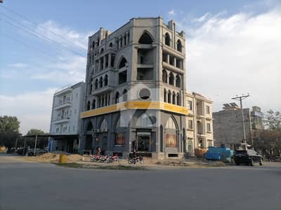 A Corner Residential Plot Of 40 Marla