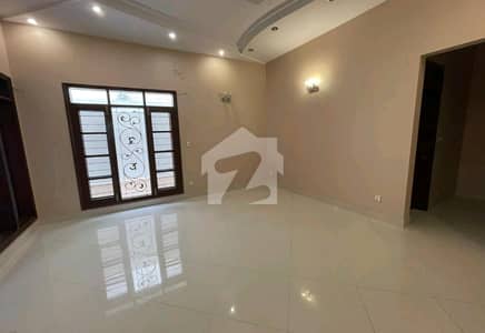 Spacious Prime Location 500 Square Yards House Available For sale In Federal B Area - Block 13