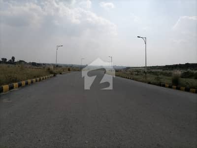 ڈی ایچ اے فیز 6 - سیکٹر اے ڈی ایچ اے ڈیفینس فیز 6 ,ڈی ایچ اے ڈیفینس,اسلام آباد میں 1 کنال رہائشی پلاٹ 2.25 کروڑ میں برائے فروخت۔