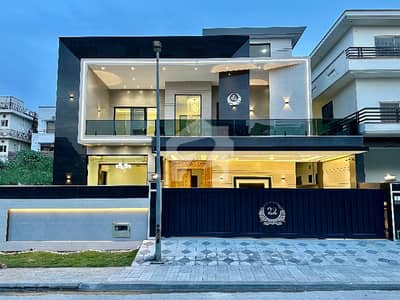 1 Kanal Brand New semi Furnished House For Sale