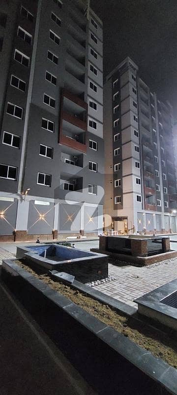 سُپارکو روڈ کراچی میں 3 کمروں کا 7 مرلہ فلیٹ 2.15 کروڑ میں برائے فروخت۔
