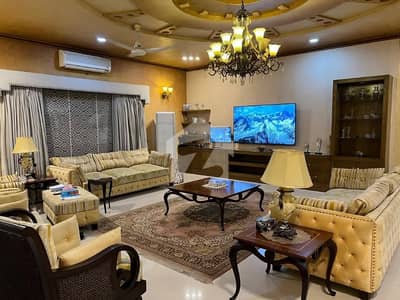بحریہ ٹاؤن فیز 7 بحریہ ٹاؤن راولپنڈی,راولپنڈی میں 6 کمروں کا 1 کنال مکان 5.5 لاکھ میں کرایہ پر دستیاب ہے۔