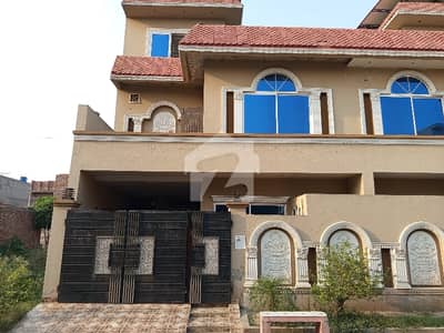 Reserve A Centrally Located House Of 5 Marla In Golf View Lane