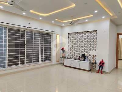 BEAUTIFUL FLAT FOR RENT