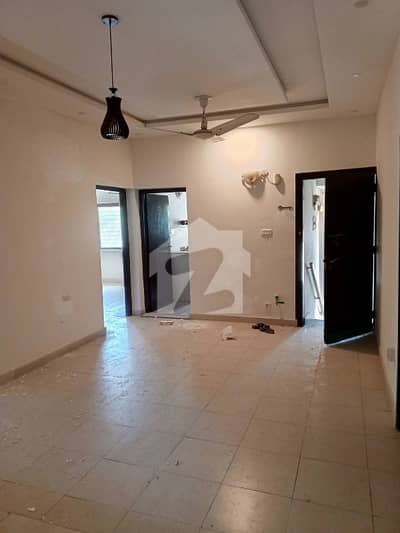 BEAUTIFUL UPPER PORTION FOR RENT