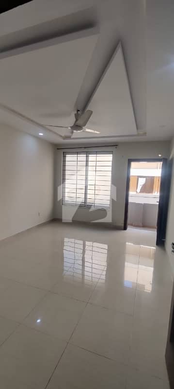 BEAUTIFUL UPPER PORTION FOR RENT