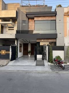 B Block Marla Luxury House Available For Sale
