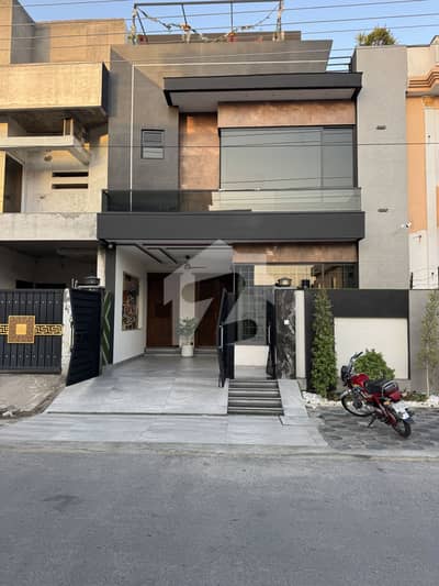B block Marla luxury house available for sale B block Marla luxury house available for sale