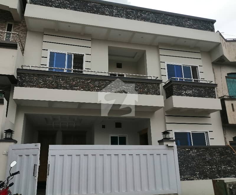 30x60 Beautifull House For Sale In G-13 30x60 Beautifull House For Sale In G-13
