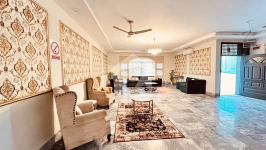 Fully Furnished 15 Bedrooms Triple Story House Available For Rent, Fully Furnished 15 Bedrooms Triple Story House Available For Rent,