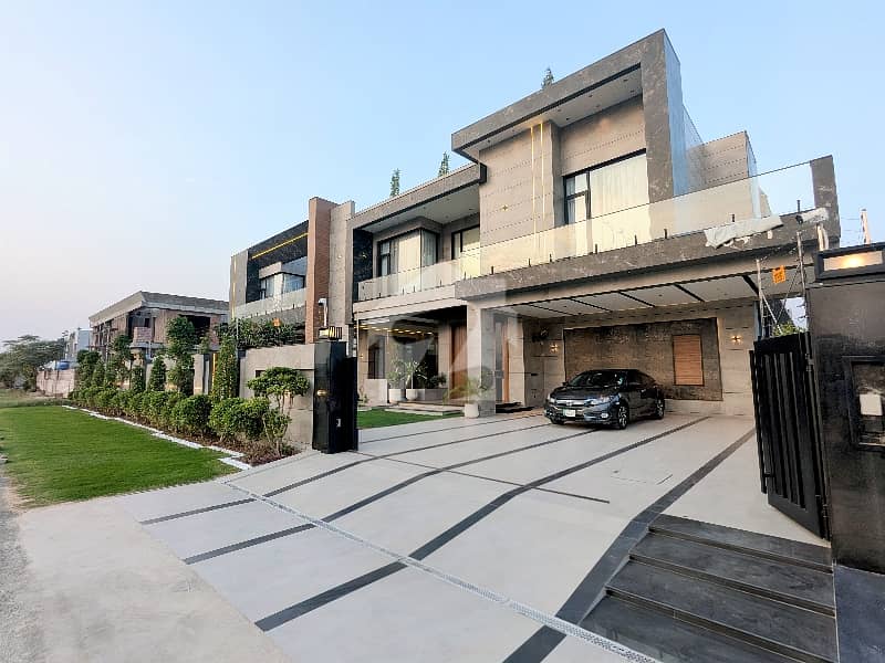 MAIN 100 FIT ROAD 2 KANAL MODERN HOUSE WITH SWIMMING POOL MAIN 100 FIT ROAD 2 KANAL MODERN HOUSE WITH SWIMMING POOL