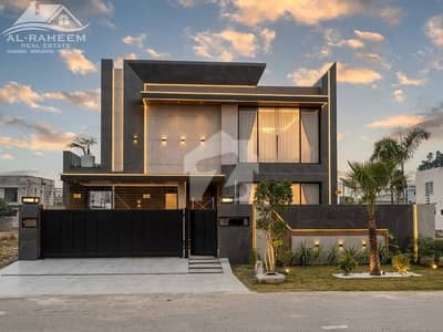 100% ORIGINAL ADD 1 KANAL FULLY FURNISHED ULTRA MODERN LUXURY BUNGALOW WITH DOUBLE HEIGHTED TV LOUNGE FOR SALE IN DHA PHASE 8 NEAR TO RING ROAD.