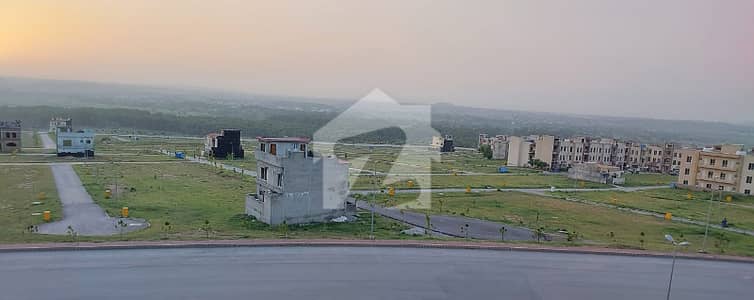5.5m Boulevard Plot Rose Garden Zone 1 Sale 5.5m Boulevard Plot Rose Garden Zone 1 Sale