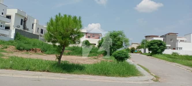 DHA Phase 5, Sector F, 10 Marla Corner Plot . top of the line location , best time for the investors DHA Phase 5, Sector F, 10 Marla Corner Plot . top of the line location , best time for the investors