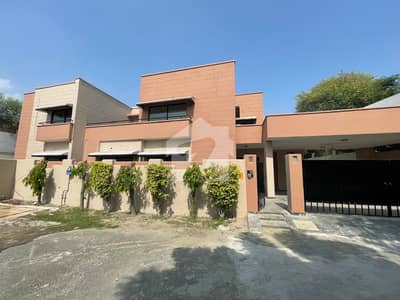 DHA PHASE 1 BEAUTIFULL BUNGLOW FOR RENT AVAILABLE BY MASTER DEALS