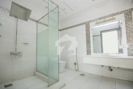 1 Kanal Stylish House For Rent In Phase 1 DHA