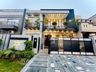 Defence Phase 1 VIP Residence VIP Location Bungalow For Rent FACING PARK