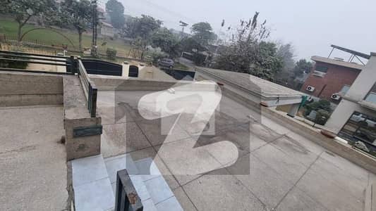 DHA PHASE 1 BEAUTIFUL BUNGALOW 2 KANAL FACING PARK FOR RENT DHA PHASE 1 BEAUTIFUL BUNGALOW 2 KANAL FACING PARK FOR RENT