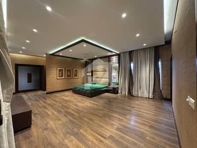 DHA PHASE 06 BUNGLOW 2 KANAL ONE KANAL LAWN 100% REAL PICS ATTATCHED TOTAL 3 KANAL BUNGLOW FOR SALE FARM HOUSE SHAPE FULL BASEMENT