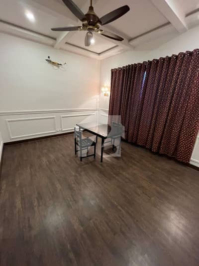 LIKE NEW | 500 SQ. YD BUNGALOW | DHA PHASE 8 KARACHI Zone A