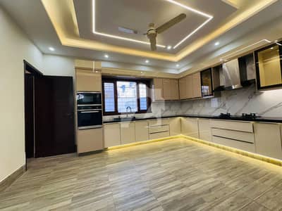 Dha Defence Phase Vi 500 Yards Bungalow 5 bedrooms available for sale Dha Defence Phase Vi 500 Yards Bungalow 5 bedrooms available for sale