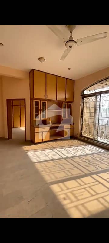 DHA PHASE 05 ONE KANAL LOWER LOCKED AND UPPER PORTION FOR RENT BY MASTER DEALS