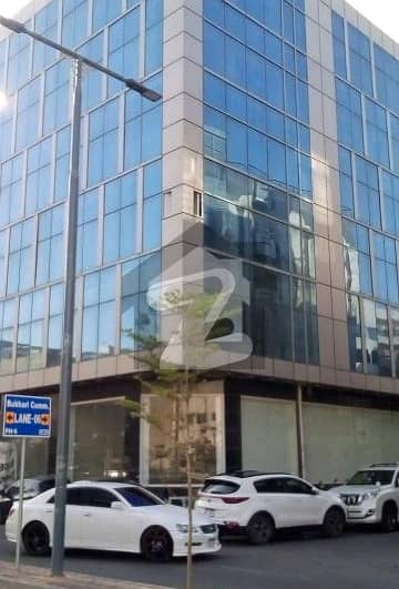 SPACIOUS SHOWROOM AVAILABLE FOR BRAND OUTLET IN PHASE 6 DHA KARACHI