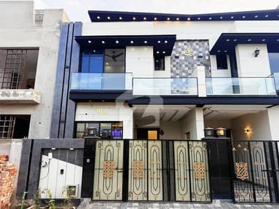 5 Marla Beautiful Modern House for Sale