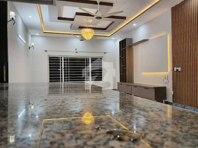 1 Kanal ( 50*90 ) Double Unit House Available. For Rent in Top City-1 City Islamabad