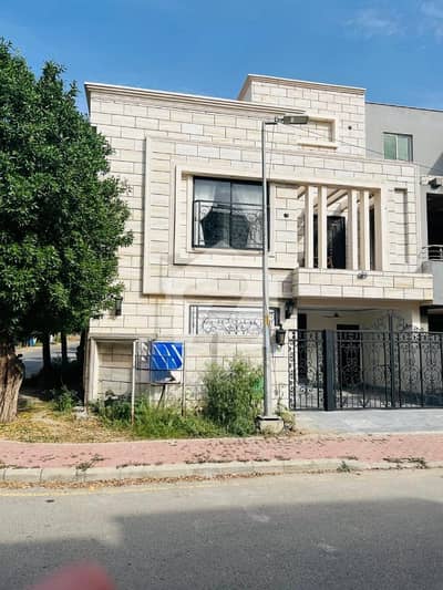 او ایل سی ۔ بلاک اے اوورسیز لو کاسٹ,بحریہ آرچرڈ فیز 2,بحریہ آرچرڈ,لاہور میں 3 کمروں کا 5 مرلہ مکان 2.15 کروڑ میں برائے فروخت۔ او ایل سی ۔ بلاک اے اوورسیز لو کاسٹ,بحریہ آرچرڈ فیز 2,بحریہ آرچرڈ,لاہور میں 3 کمروں کا 5 مرلہ مکان 2.15 کروڑ میں برائے فروخت۔