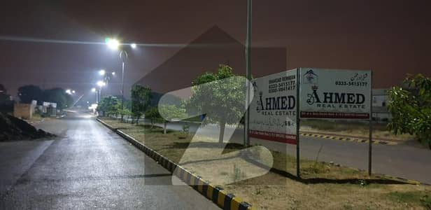 جی ۔ 16/4 جی ۔ 16,اسلام آباد میں 8 مرلہ رہائشی پلاٹ 1.25 کروڑ میں برائے فروخت۔