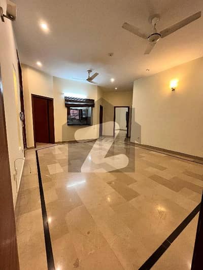 40*80 Like Brand New Upper Portion For Rent In G-13 Islamabad