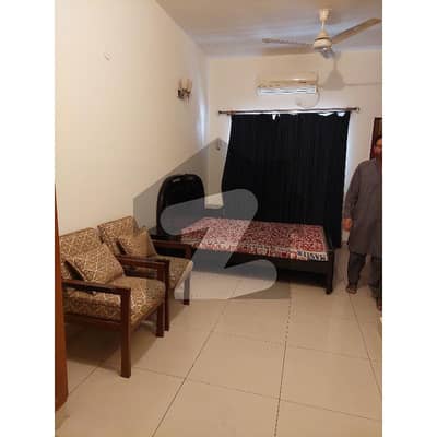 F-10/2 House For Sale Size 555 Square Yard 6 Bedroom Attach Bath Drawing Room Lounge Kitchen Store Servant Quarter