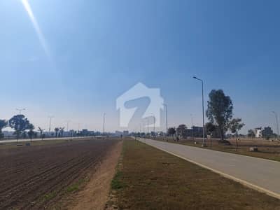 10 Marla Plot For Sale In Tulip Overseas Block - Near Broadway Commercial