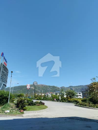 ڈی ۔ 12 اسلام آباد میں 1 کنال رہائشی پلاٹ 11.25 کروڑ میں برائے فروخت۔